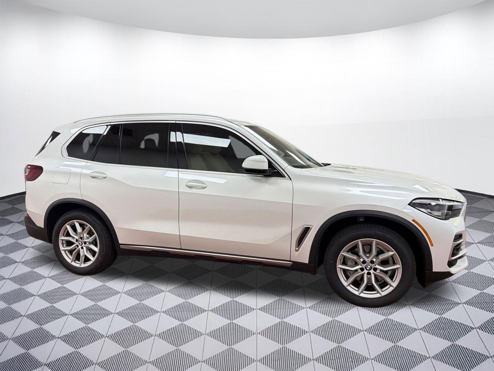 Used 2022 BMW X5 sDrive40i image 8