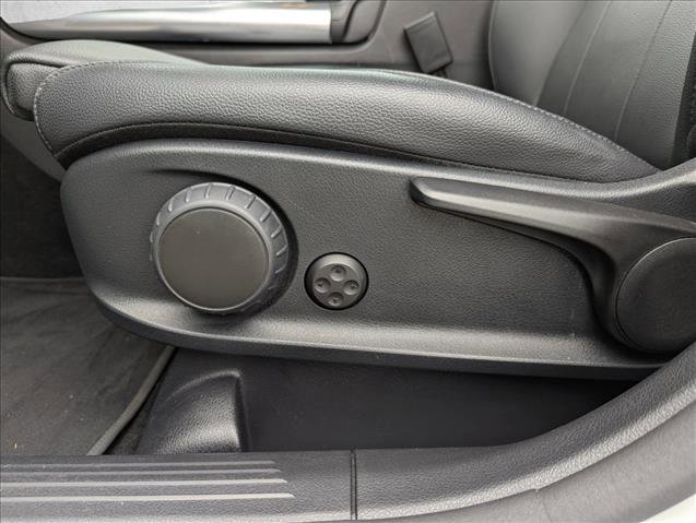 Used 2022 Mercedes-Benz GLA 250 image 11
