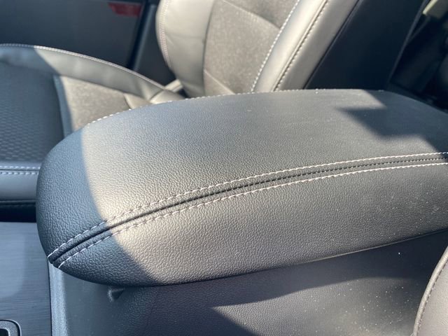 New 2025 Ford Escape SE FWD image 29