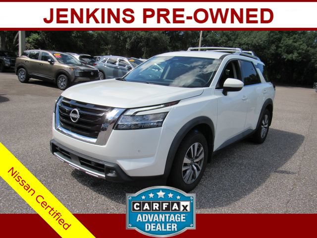 Certified 2022 Nissan Pathfinder SL FWD image 8