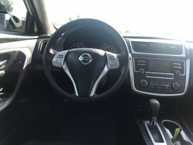 Used 2016 Nissan Altima 2.5 S w/ Power Driver Seat Package FWD image 9