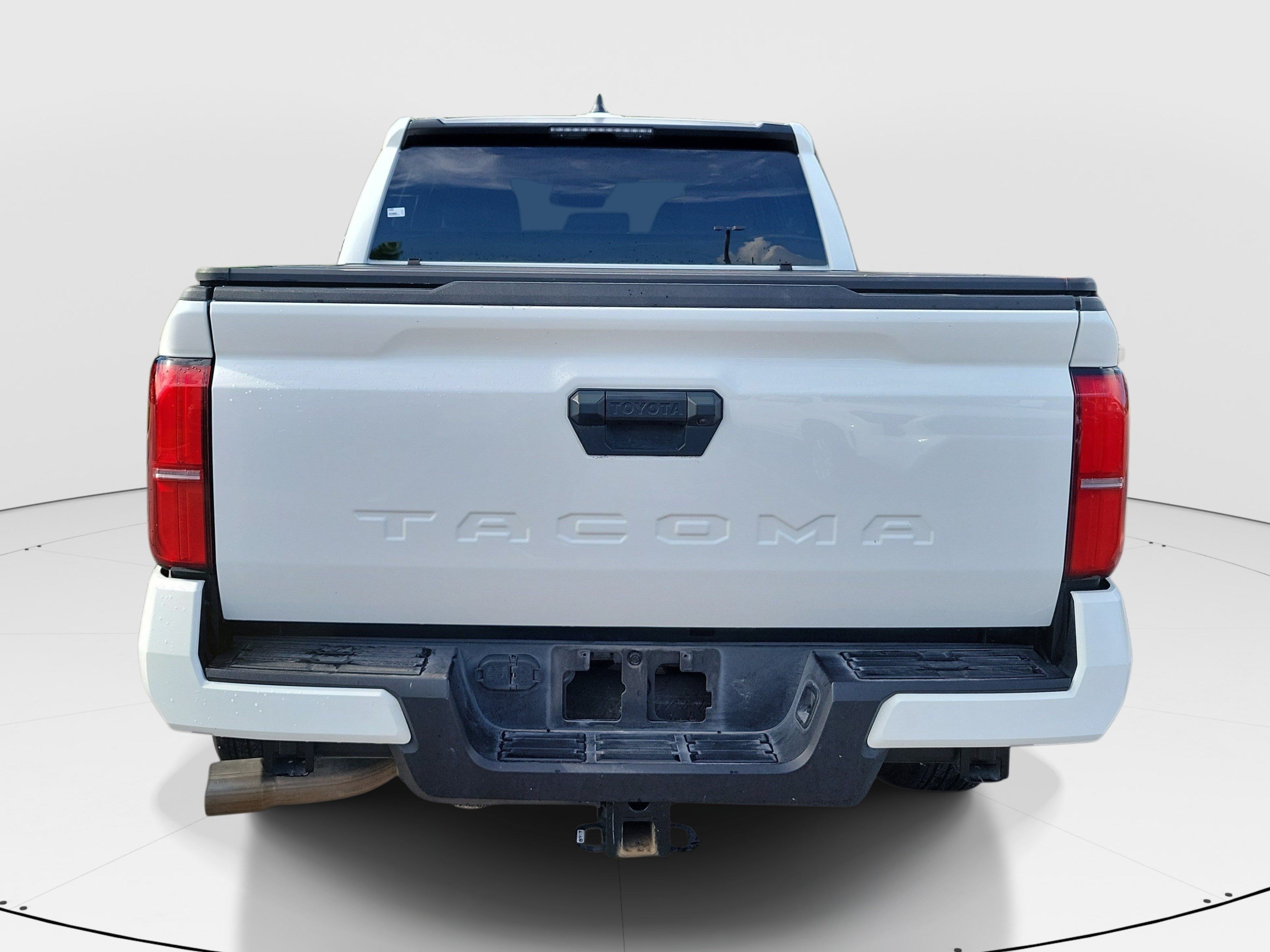 Used 2024 Toyota Tacoma SR5 RWD image 6