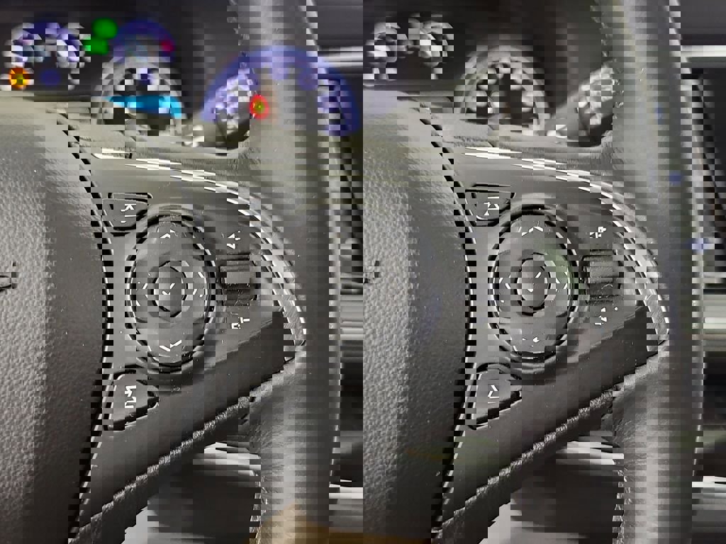 Used 2018 Buick Enclave Premium w/ Experience Buick Package image 21