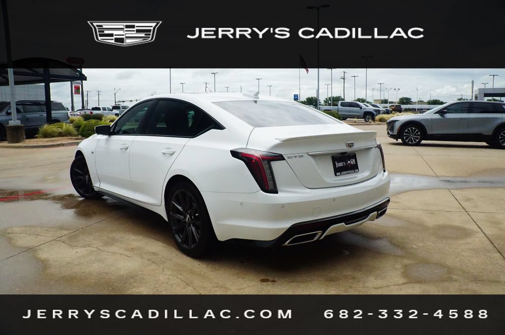 Used 2025 Cadillac CT5 Sport RWD image 2