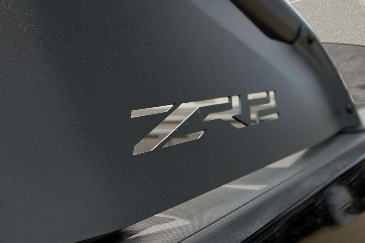 Used 2020 Chevrolet Colorado ZR2 w/ ZR2 Midnight Special Edition AWD/4WD image 11