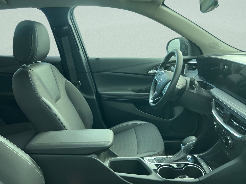 Used 2025 Buick Encore GX Preferred image 14