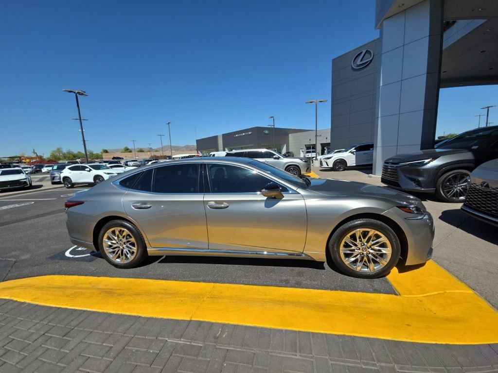 Used 2018 Lexus LS 500 w/ Interior Upgrade Package RWD image 7