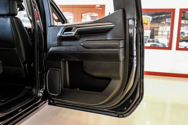 Used 2022 Chevrolet Silverado 1500 LTZ w/ Technology Package image 43