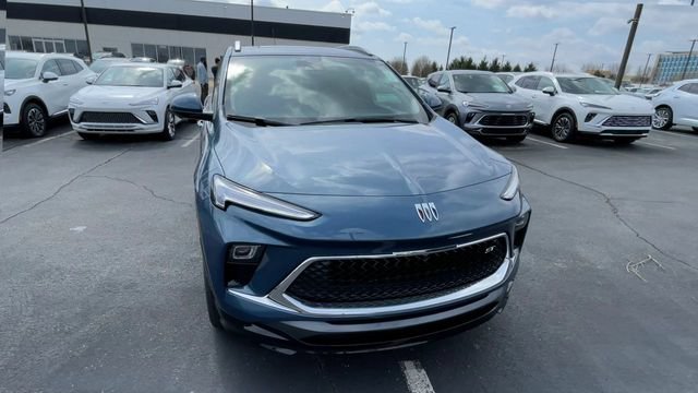 New 2026 Buick Encore GX Sport Touring w/ Advanced Technology Package FWD image 4
