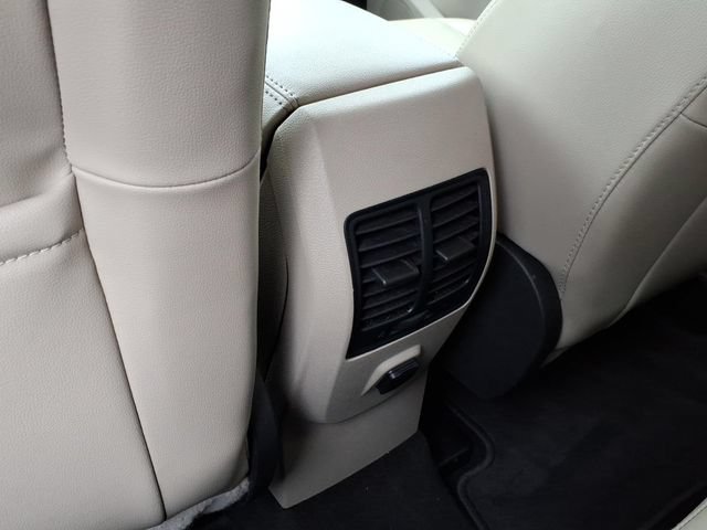 Used 2019 Ford Escape SEL AWD/4WD image 12