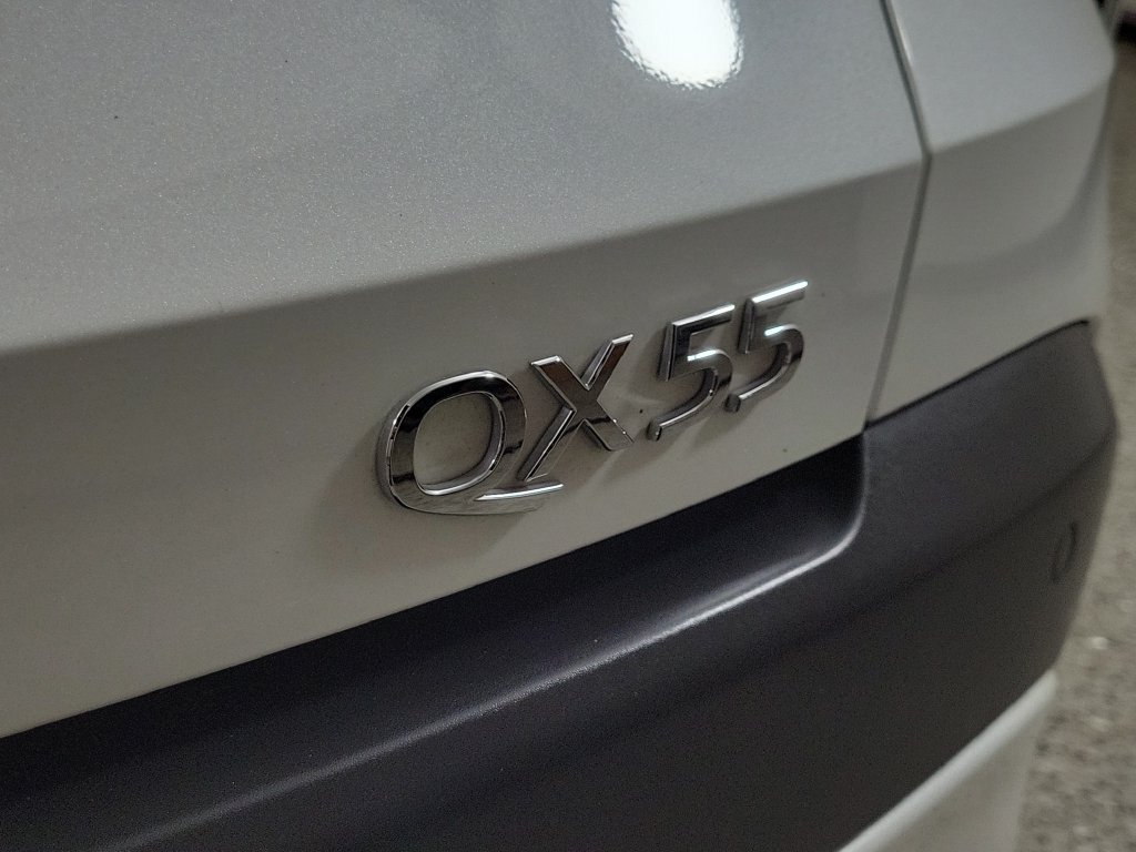 Used 2023 INFINITI QX55 Sensory w/ Lighting Package AWD/4WD image 6