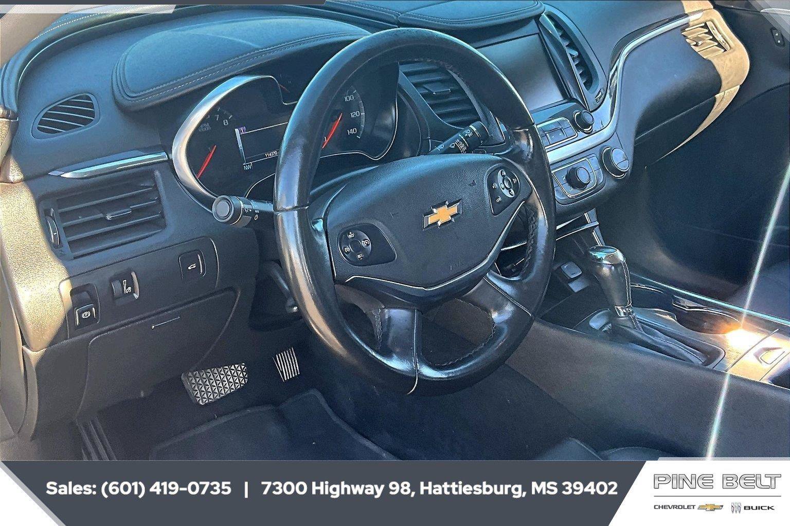 Used 2019 Chevrolet Impala LT FWD image 12