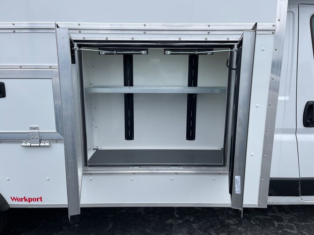 New 2024 RAM ProMaster 3500 w/ Convenience Group FWD image 7