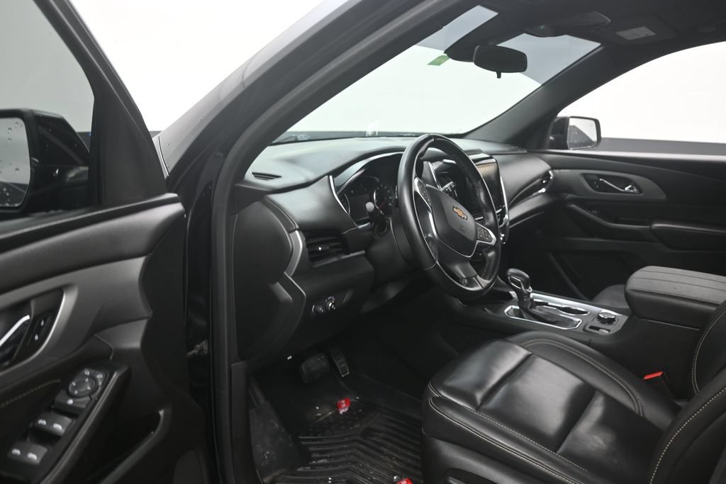 Used 2023 Chevrolet Traverse LT FWD image 10