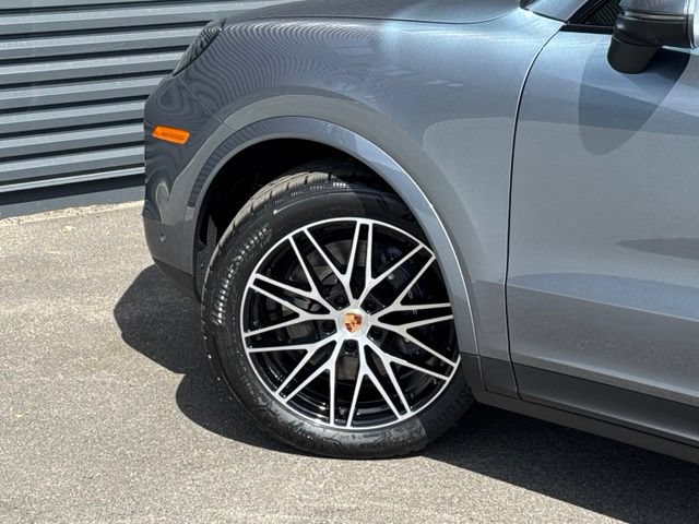 New 2026 Porsche Cayenne AWD/4WD image 12