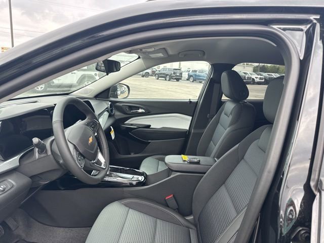 New 2026 Chevrolet Trax LT w/ Driver Confidence Package FWD image 19