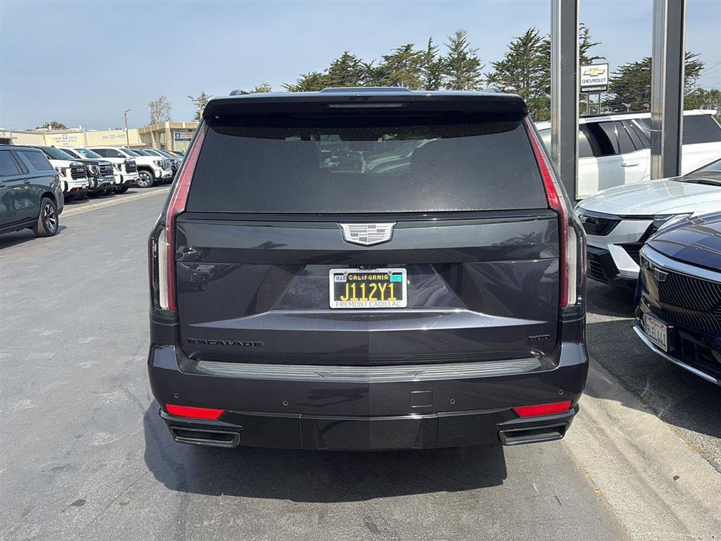 Used 2024 Cadillac Escalade Sport w/ LPO, ONYX Package image 3