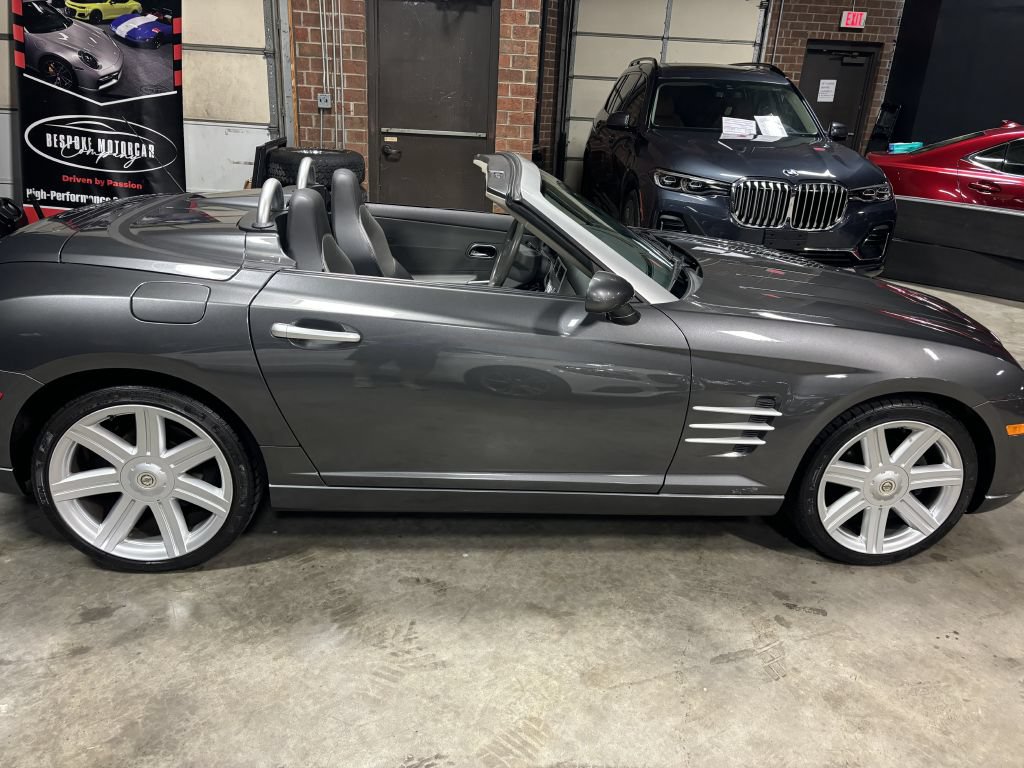 Used 2005 Chrysler Crossfire Limited RWD image 13