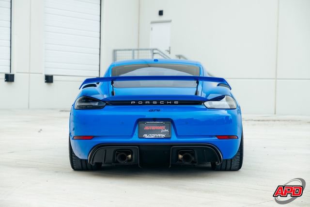 Used 2022 Porsche 718 Cayman GT4 RWD image 17