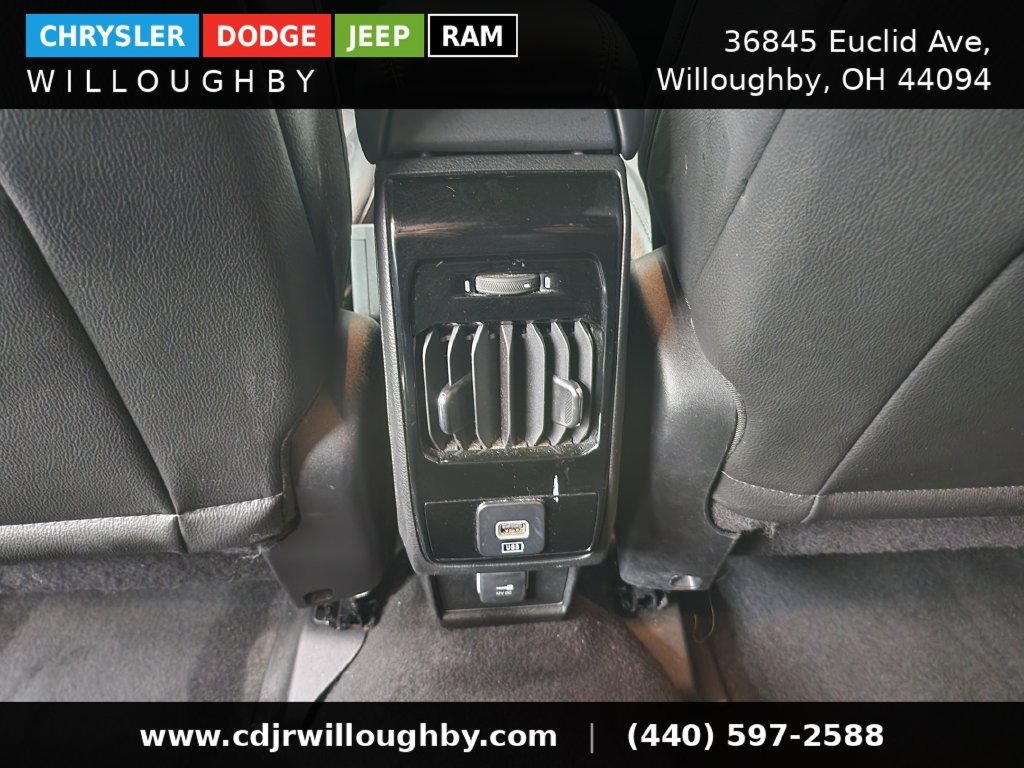 Used 2024 Jeep Compass Latitude AWD/4WD image 26