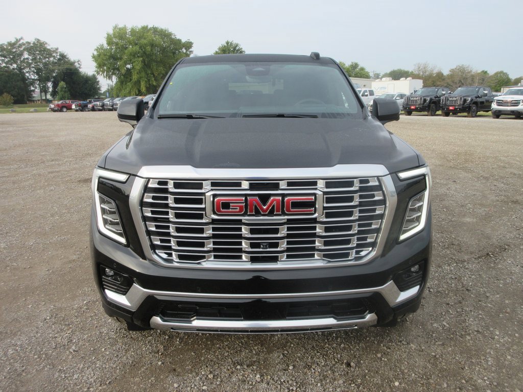 New 2026 GMC Yukon Denali w/ Denali Reserve Package image 10