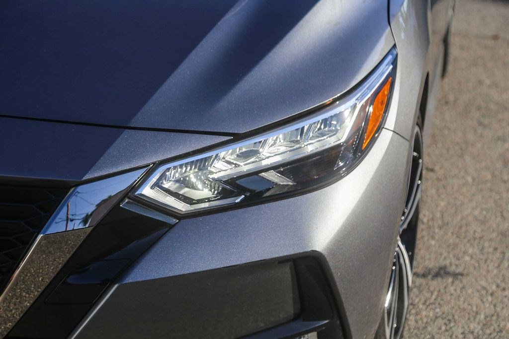 Used 2023 Nissan Sentra SR image 4