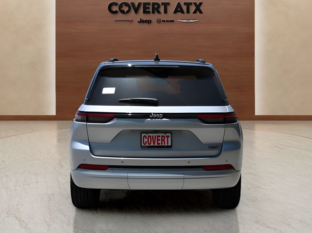 New 2026 Jeep Grand Cherokee Summit AWD/4WD image 4