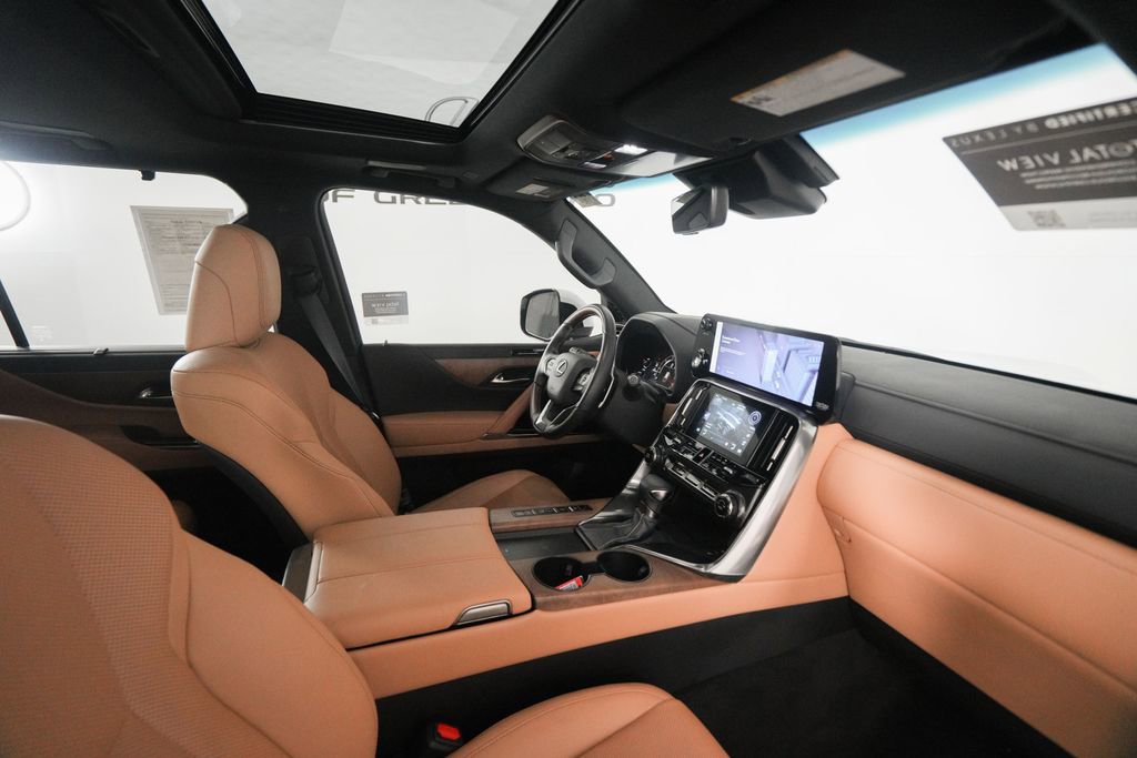 Used 2024 Lexus LX 600 4WD w/ Luxury Package image 20