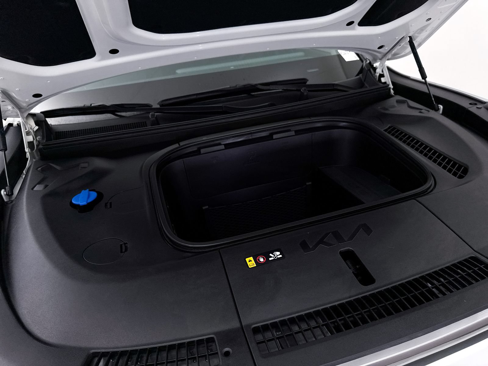 Certified 2024 Kia EV9 Light Long Range RWD image 8