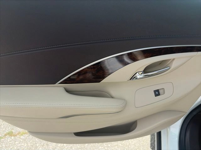Used 2016 Buick LaCrosse Leather FWD image 12