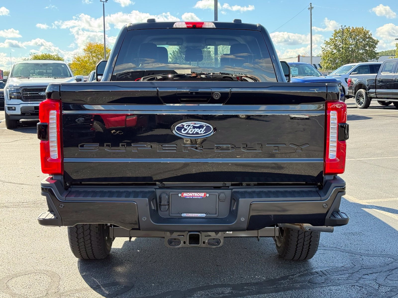 New 2027 Ford F350 Lariat w/ Black Appearance Package AWD/4WD image 6