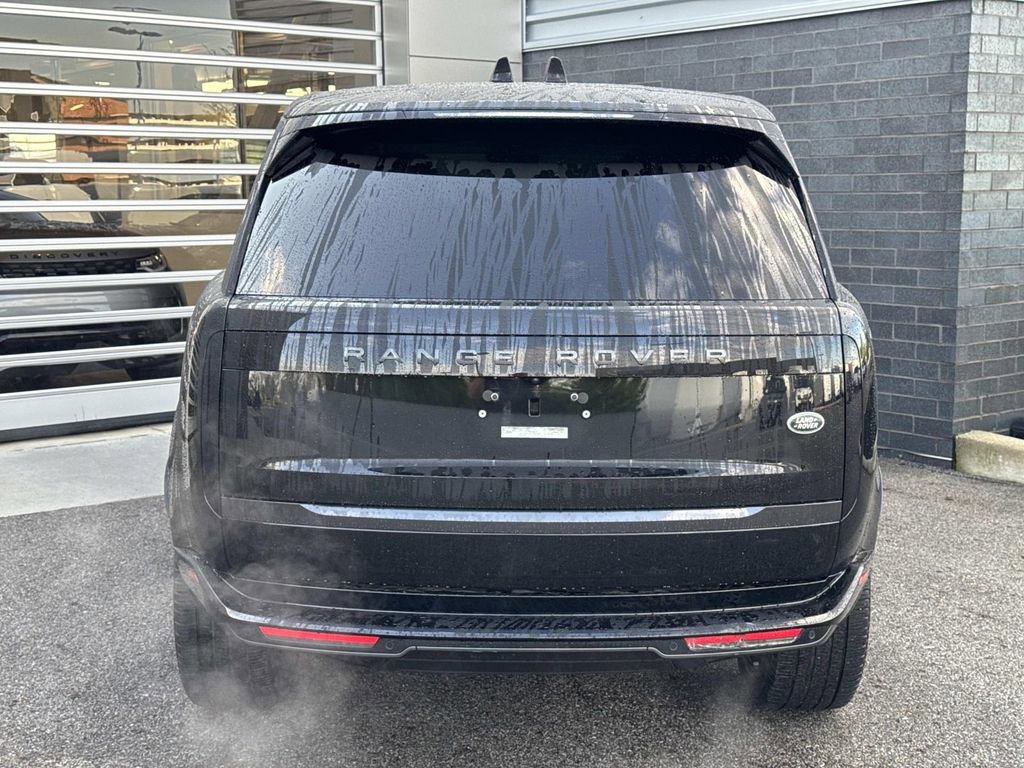 Certified 2023 Land Rover Range Rover SE AWD/4WD image 5