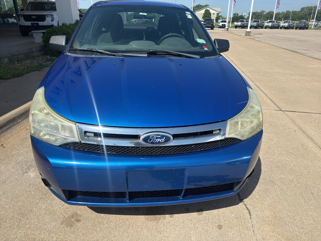 Used 2011 Ford Focus SE FWD image 3