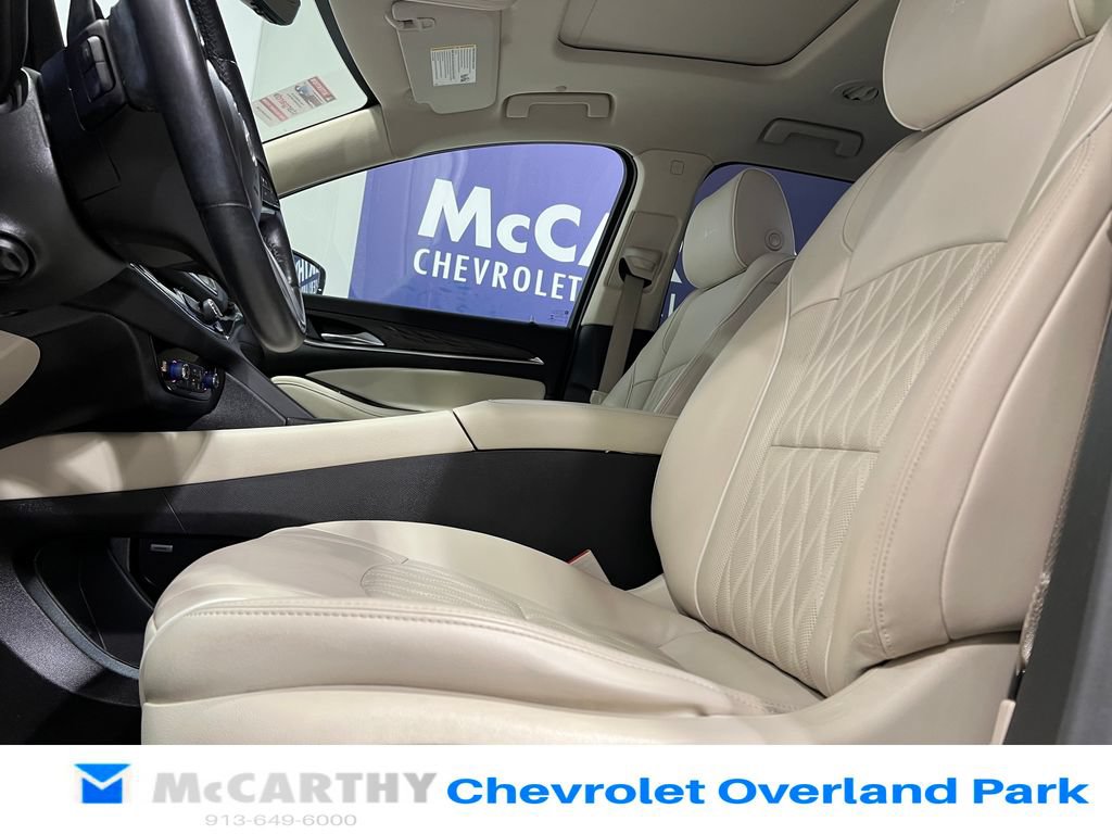 Used 2022 Buick Enclave Avenir w/ Avenir Technology Package AWD/4WD image 26