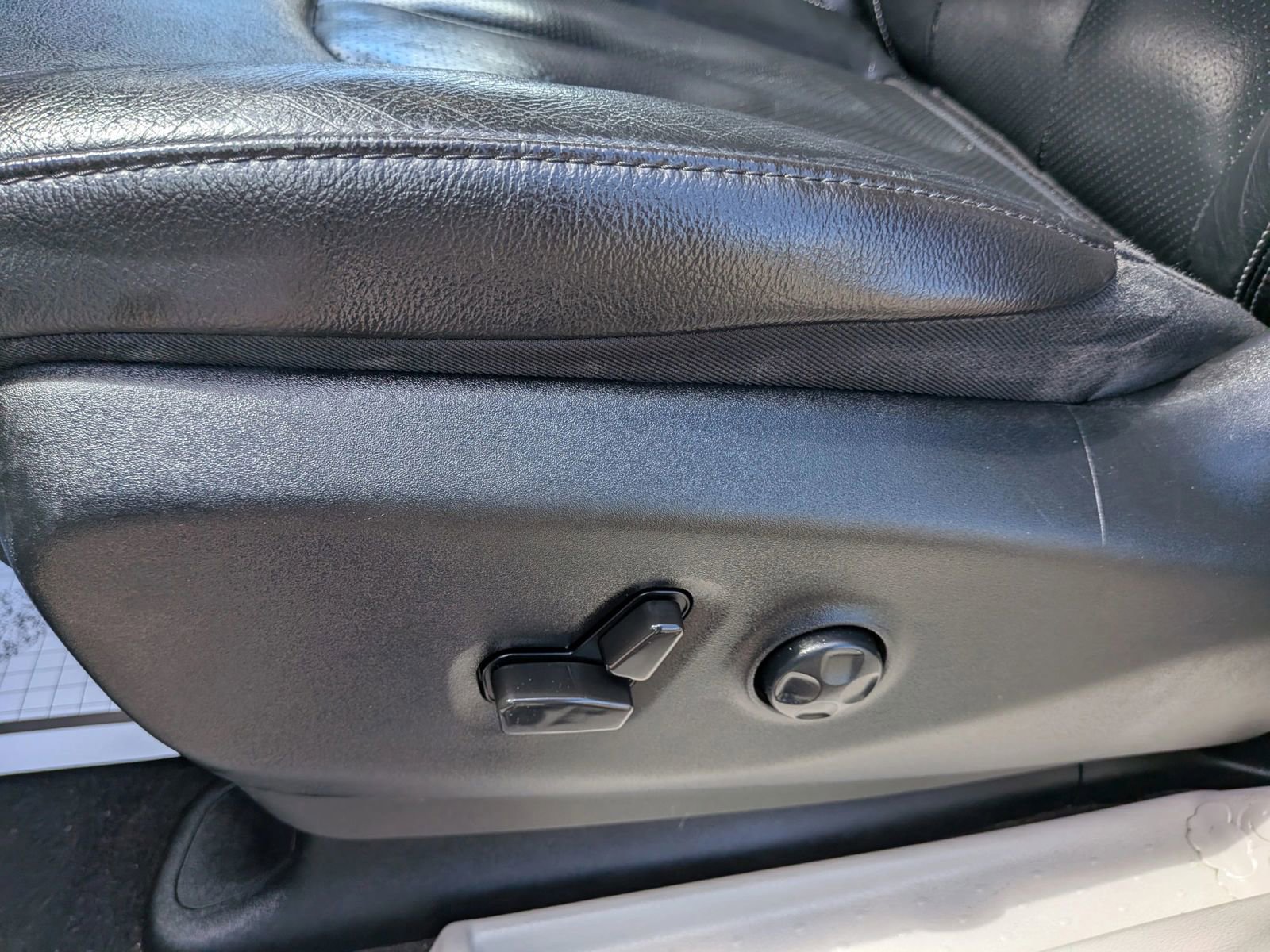 Used 2022 Chrysler Pacifica Touring-L w/ Uconnect Theater Family Group FWD image 31