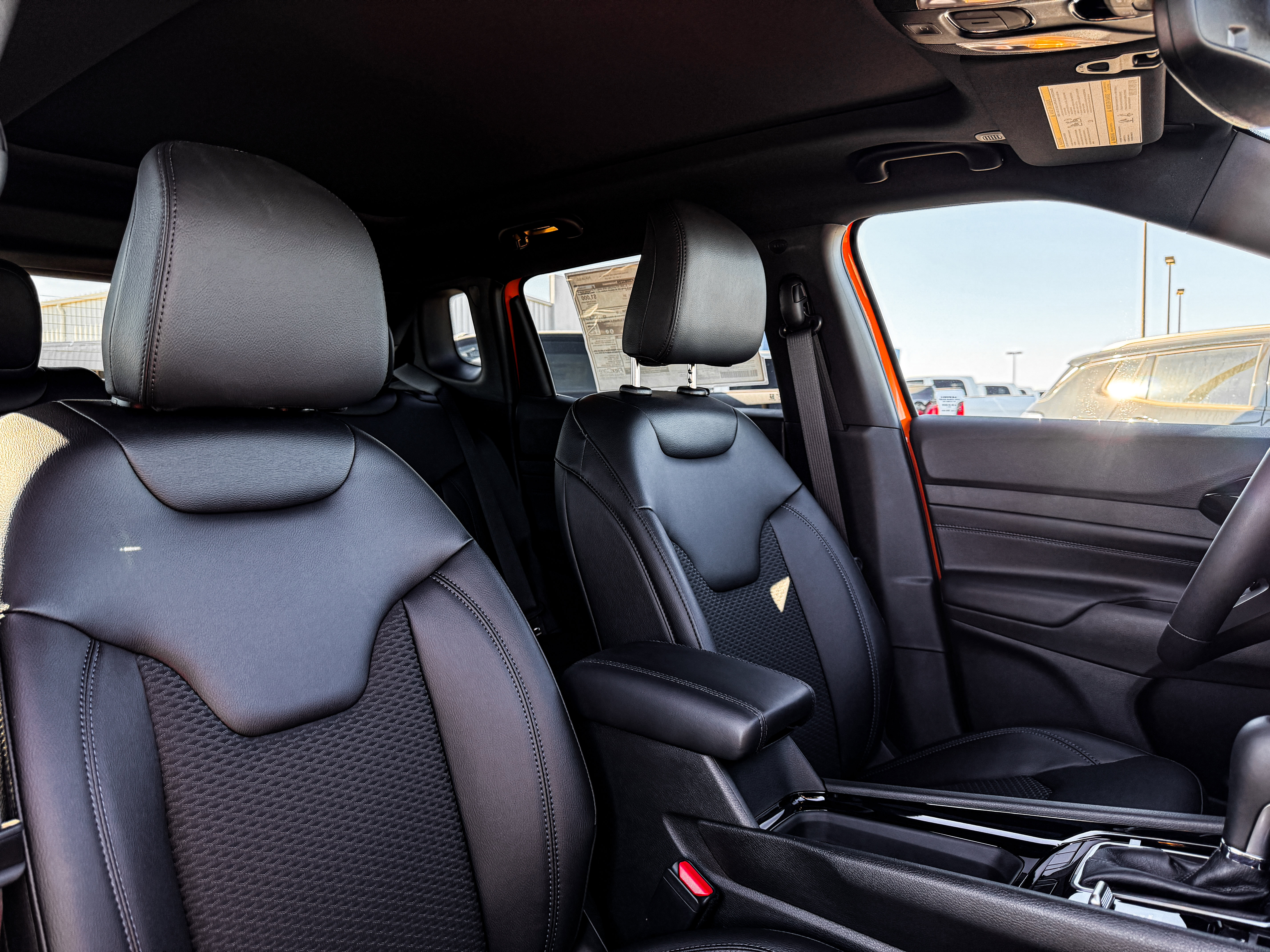 New 2026 Jeep Compass Latitude w/ Sun and Sound Group image 9