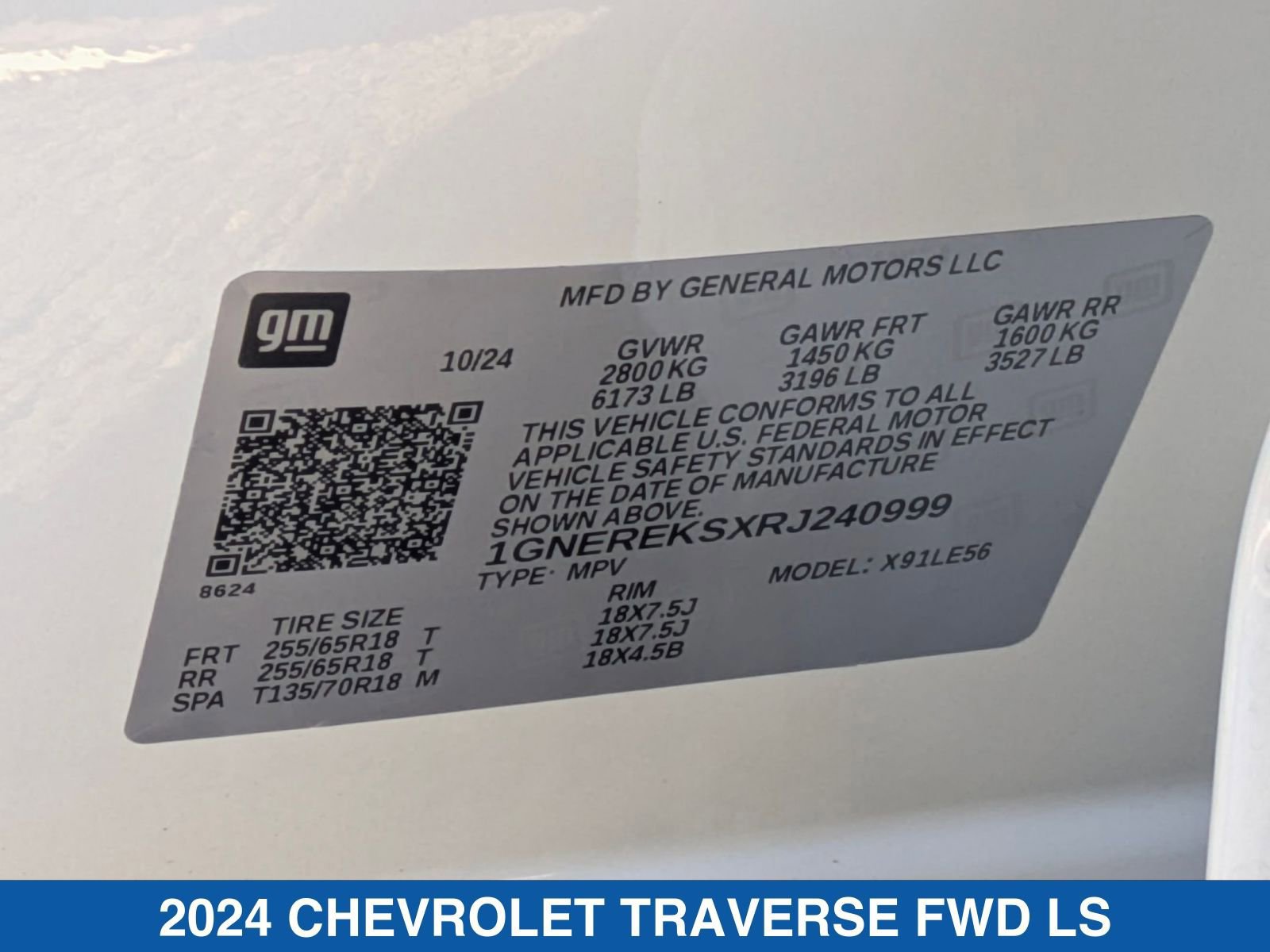 Used 2024 Chevrolet Traverse LS image 43