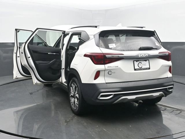 Used 2022 Kia Seltos EX AWD/4WD image 56