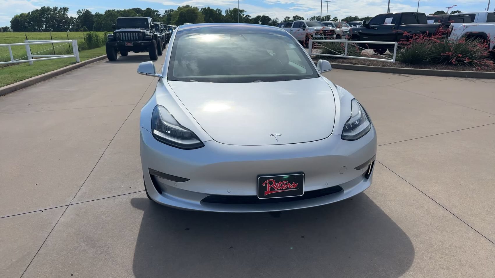 Used 2018 Tesla Model 3 Long Range RWD image 4