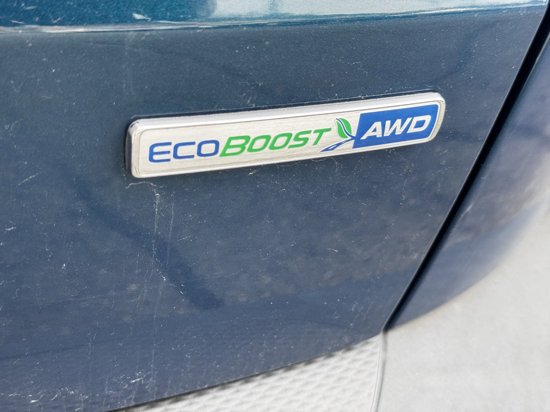 Used 2020 Ford Escape SE image 14