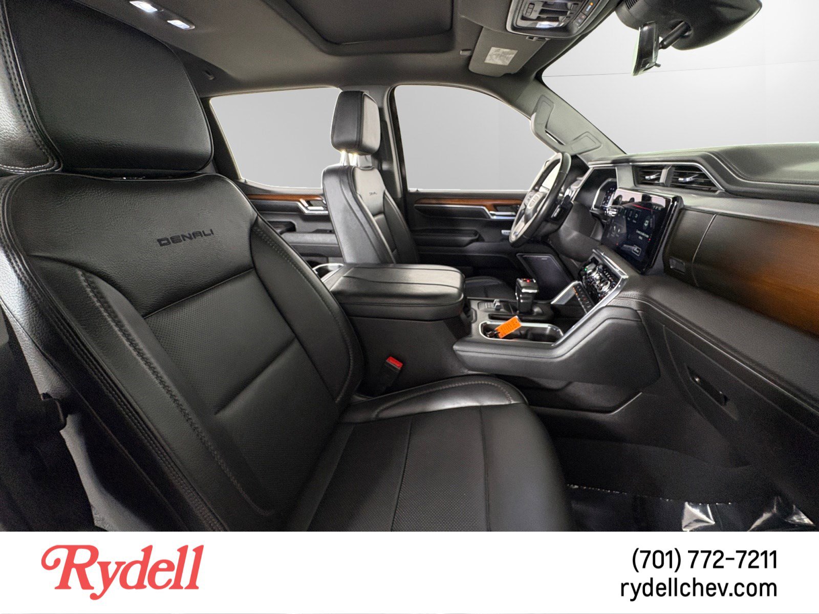 Used 2023 GMC Sierra 1500 Denali w/ Technology Package image 16