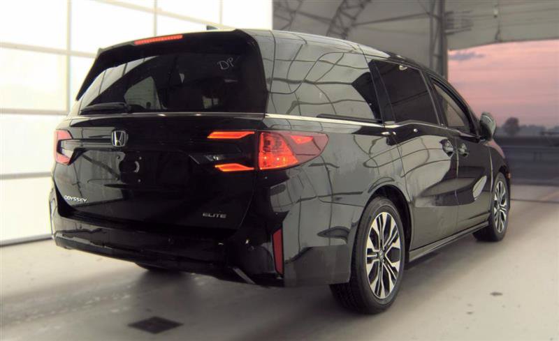Used 2026 Honda Odyssey Elite image 10