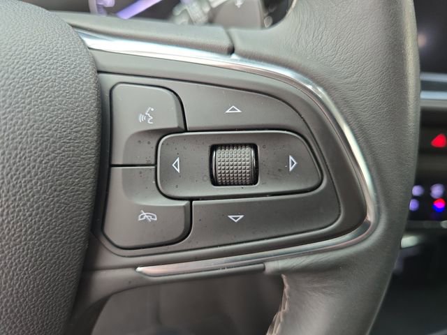 Used 2023 Buick Envision Essence image 32