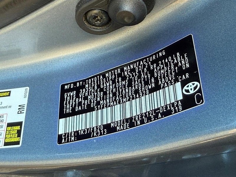 Used 2021 Toyota Corolla LE w/ Carpet Mat Package (TMS) image 31