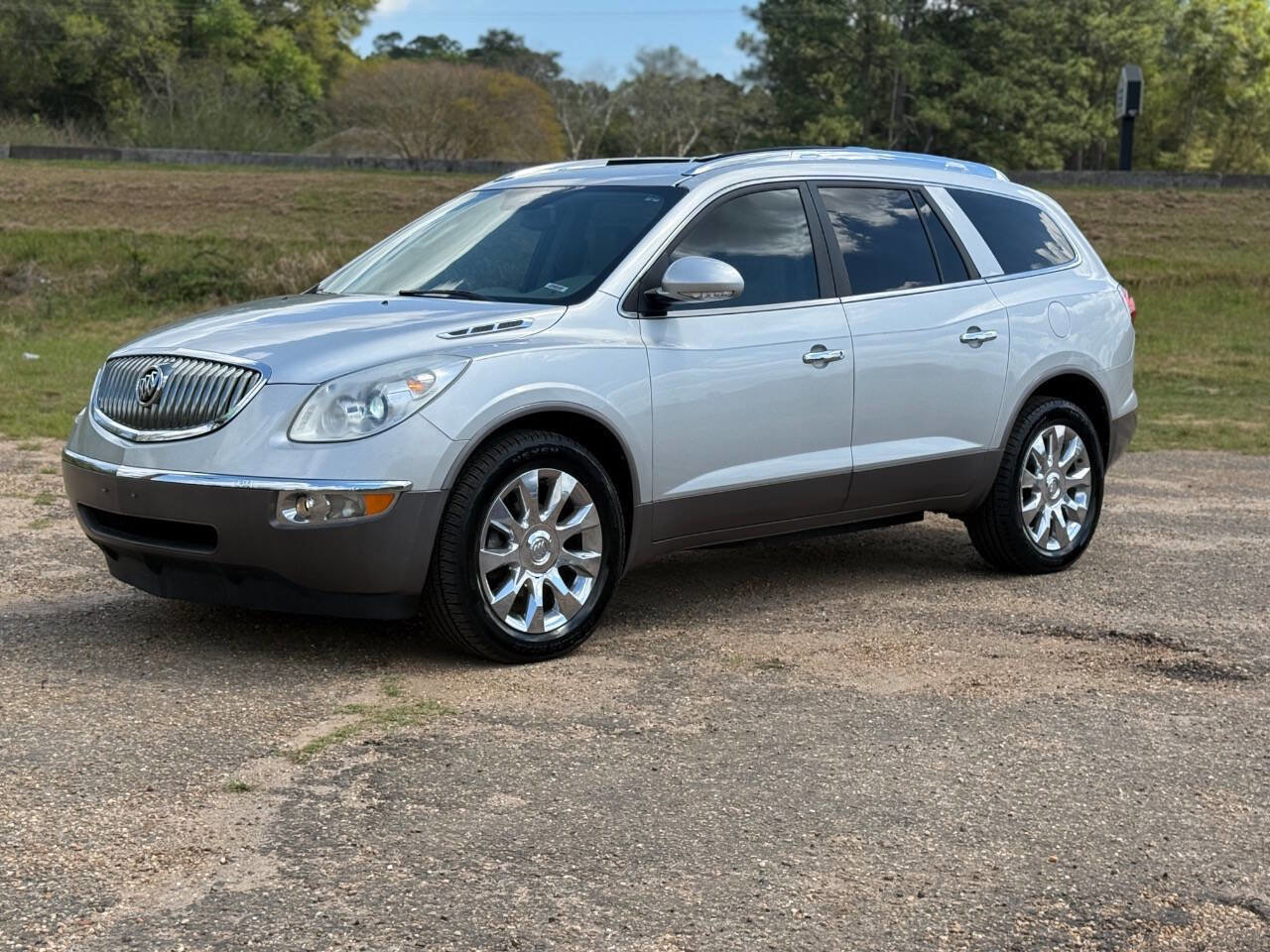 Used 2012 Buick Enclave Premium w/ LPO, Cargo Convenience Pkg FWD image 1