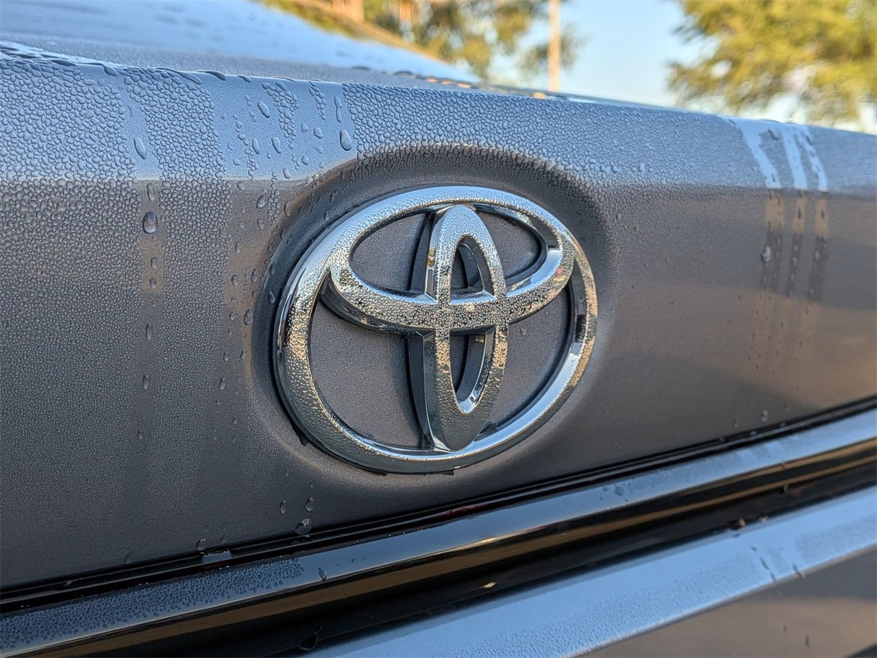 Used 2025 Toyota Corolla LE image 5