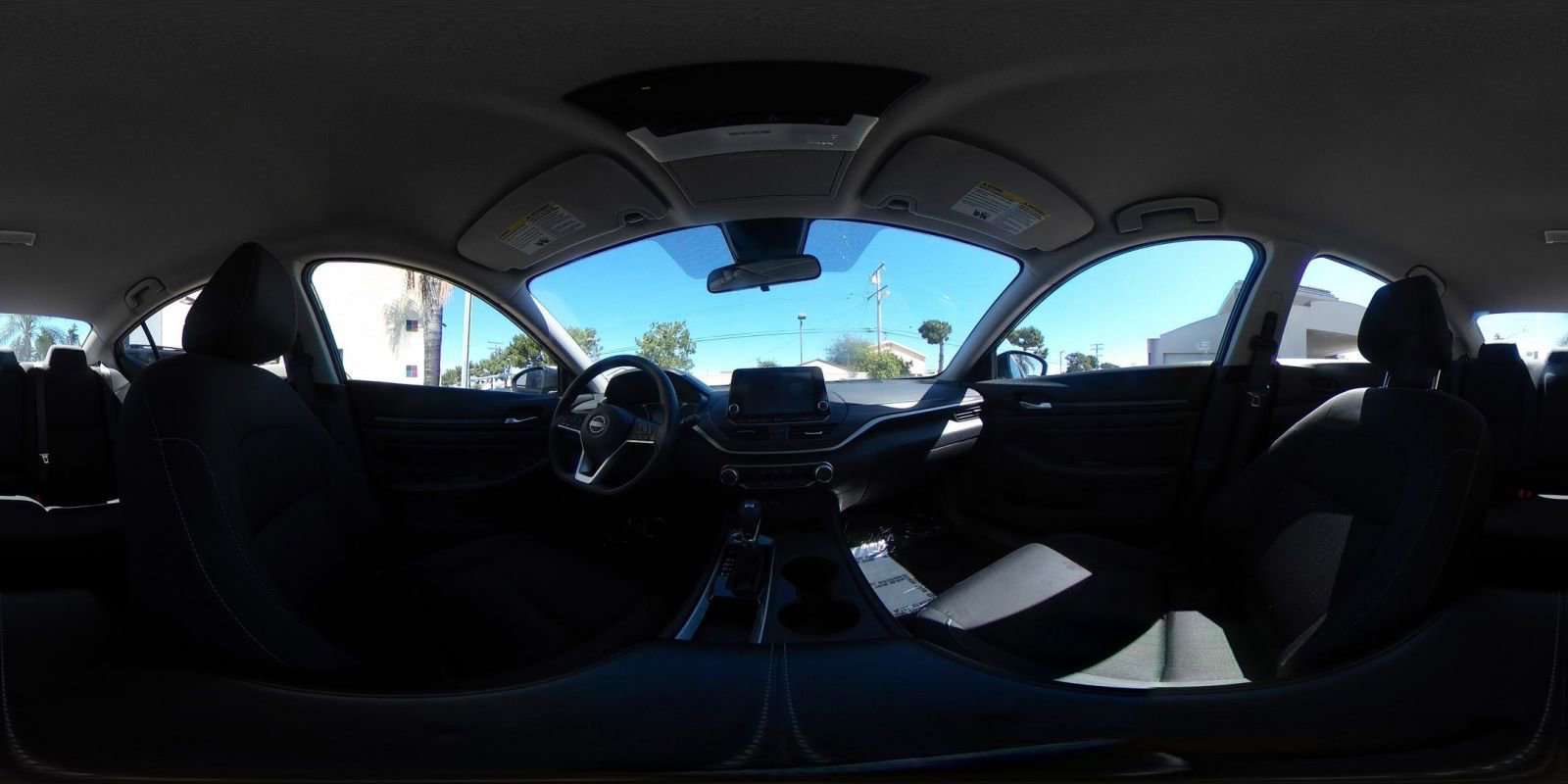Used 2025 Nissan Altima 2.5 SV FWD image 39