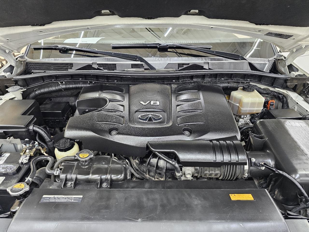 Used 2014 INFINITI QX80 2WD w/ Deluxe Touring Package image 46
