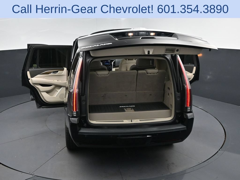 Used 2019 Cadillac Escalade Premium Luxury AWD/4WD image 49