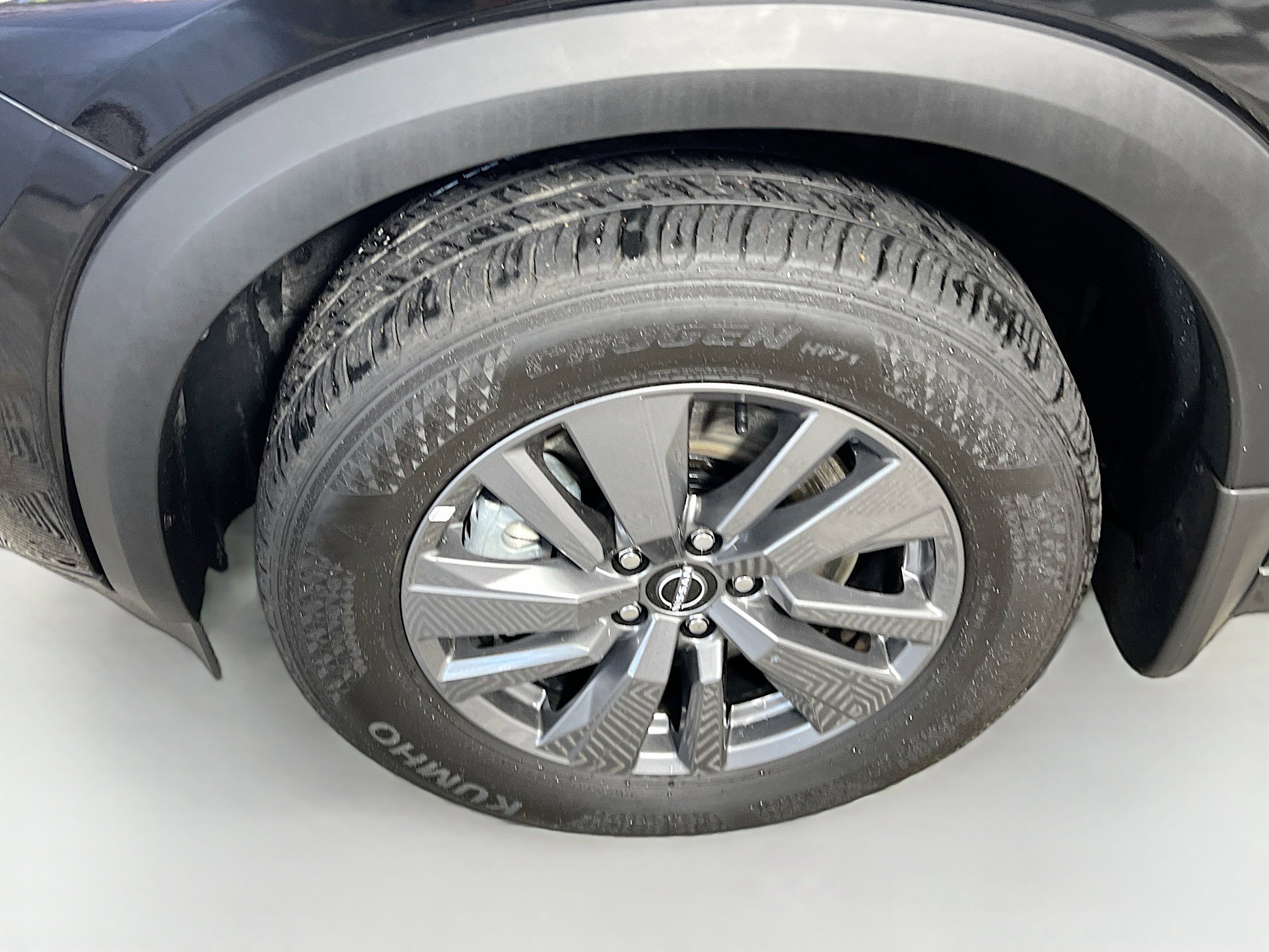 Used 2024 Nissan Pathfinder SV image 14